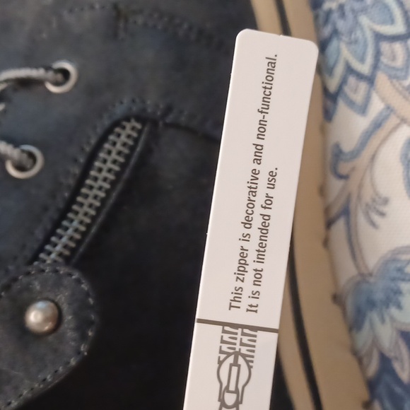 CLIFFS BY WHITE MOUNTAIN HOPE BLACK SZ 9.5 ANKLE BOOTS NWB - Picture 3 of 10